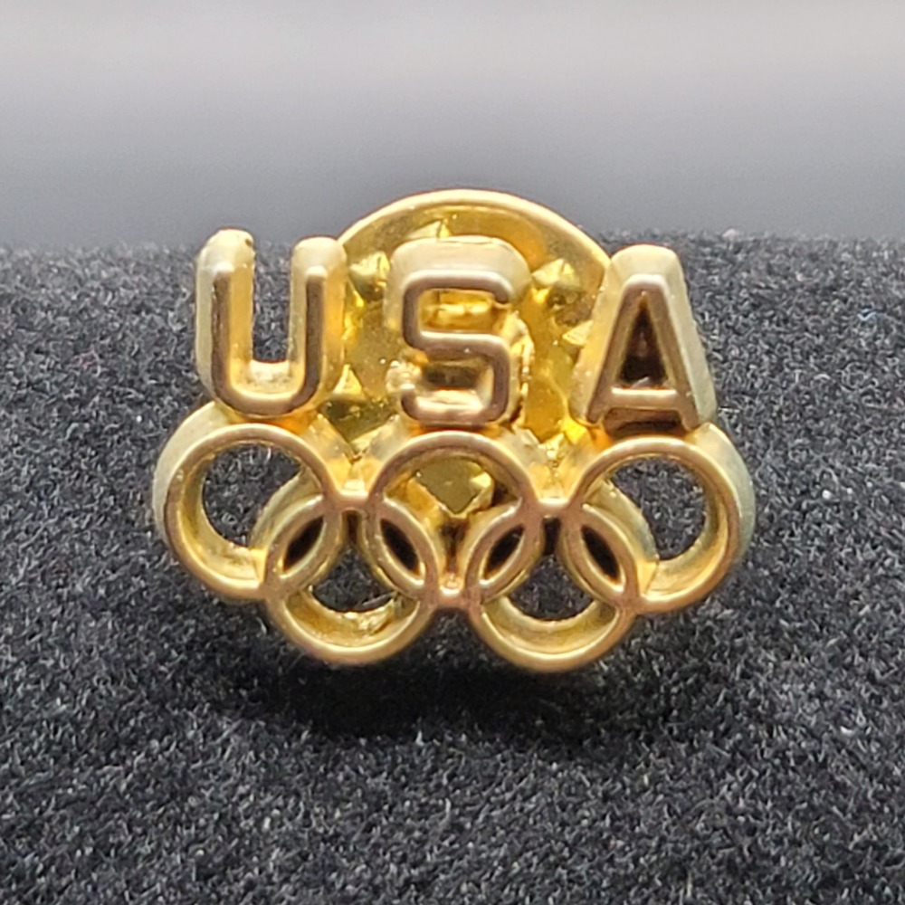 Vintage Lapel Pin Button Team USA Olympic Rings Gold Tone - Picture 1 of 2
